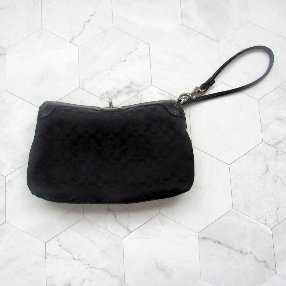 COACH Black Signature Jacquard Turnlock Wristlet - Picture 3 of 4